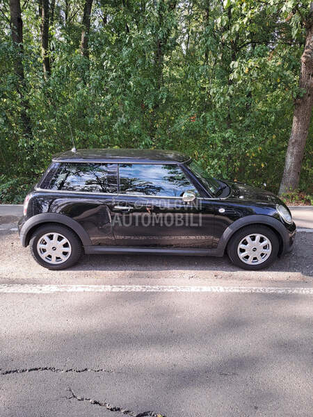 MINI One 