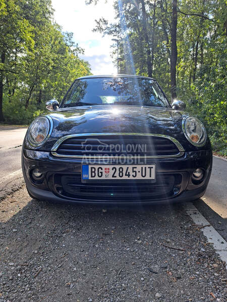 MINI One 