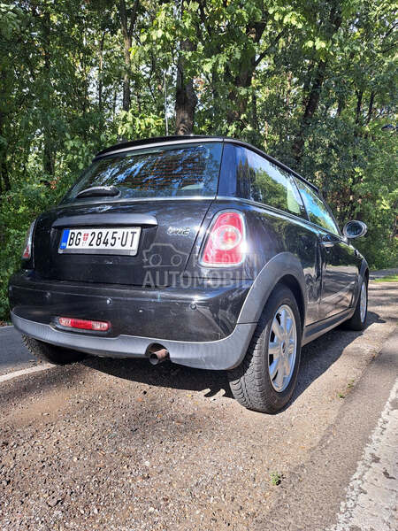 MINI One 
