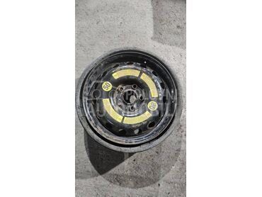 Volkswagen Touareg 2006. god. -  kompletan auto u delovima