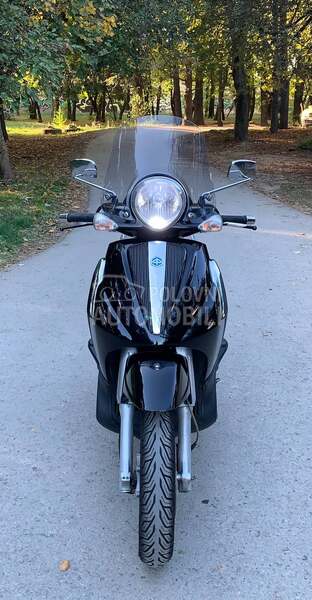 Piaggio Beverly