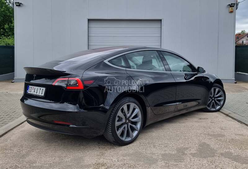 Tesla Model 3 Long Range