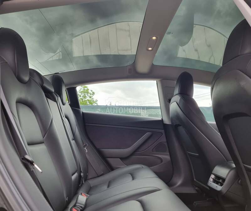 Tesla Model 3 Long Range