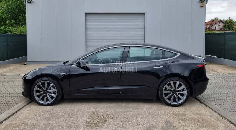 Tesla Model 3 Long Range