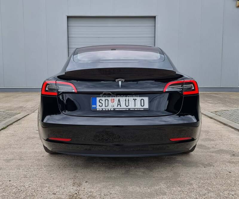 Tesla Model 3 Long Range