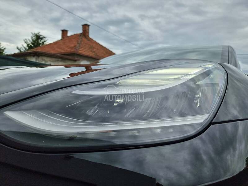 Tesla Model 3 Long Range