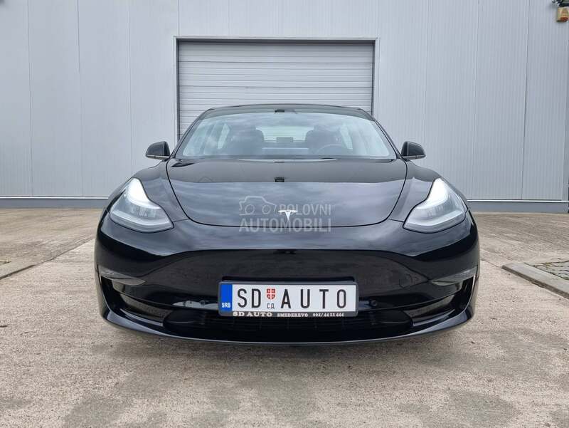 Tesla Model 3 Long Range