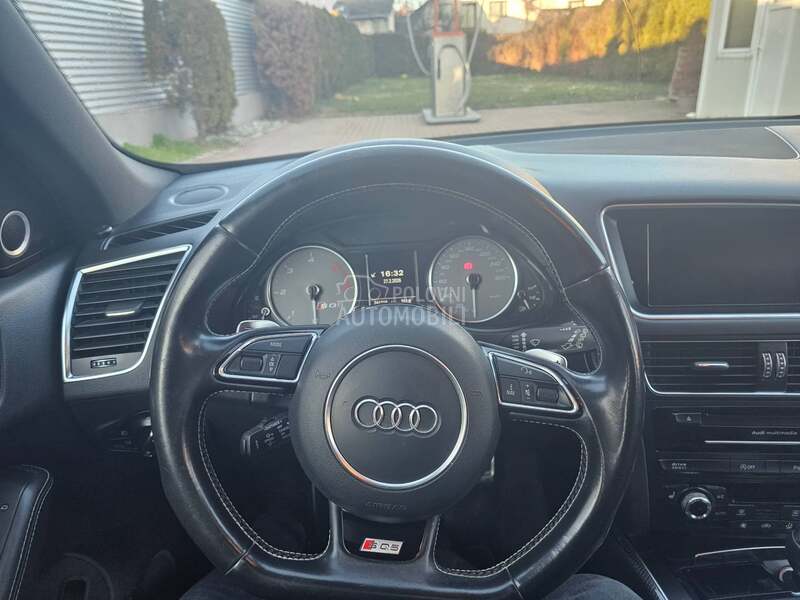 Audi SQ5 