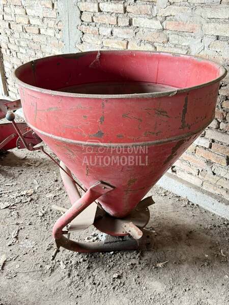 IMT ciklon rasipac 350kg