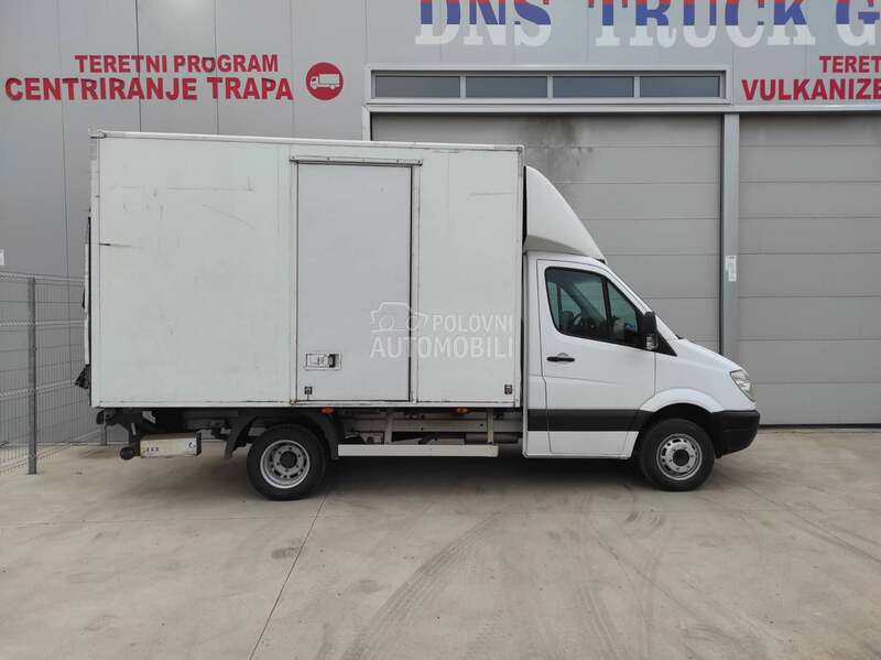 Mercedes Benz sprinter