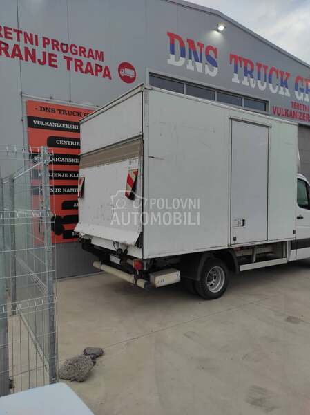 Mercedes Benz sprinter