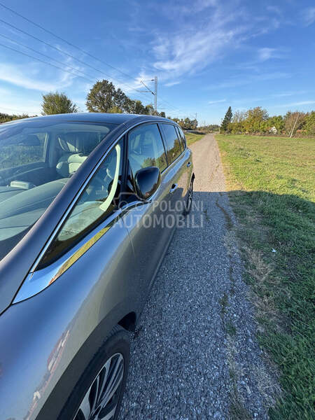 Renault Espace 1.6