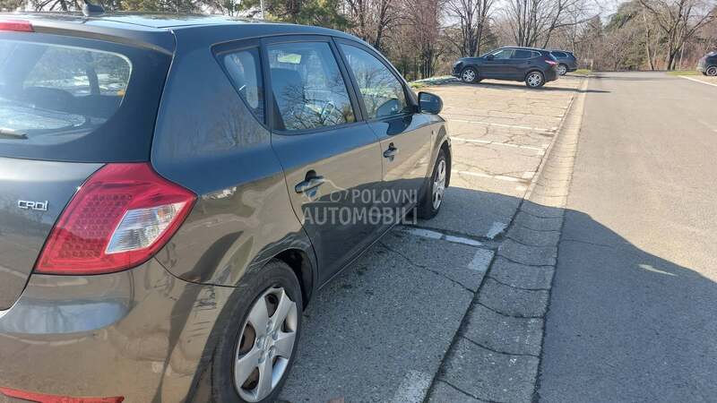 Kia cee`d 1.6 CRDI