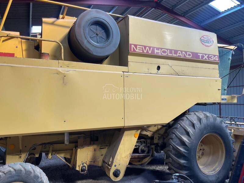 New Holland tx34