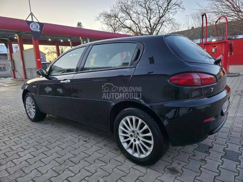 Alfa Romeo 147 