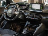 Peugeot 2008 GT LINE PANO