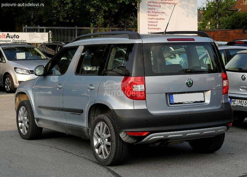 Škoda Karoq -  kompletan auto u delovima
