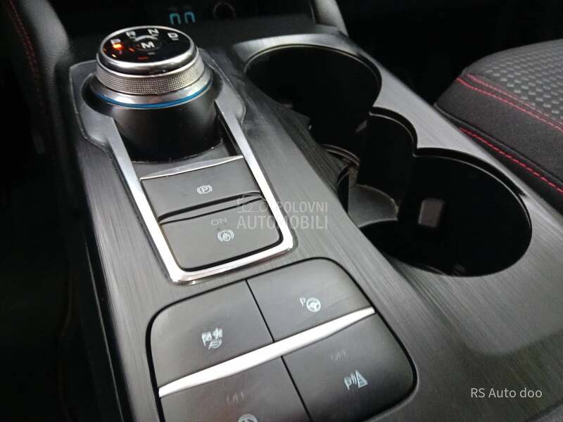 Ford Kuga St line 165E