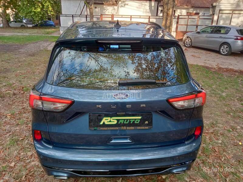 Ford Kuga St line 165E