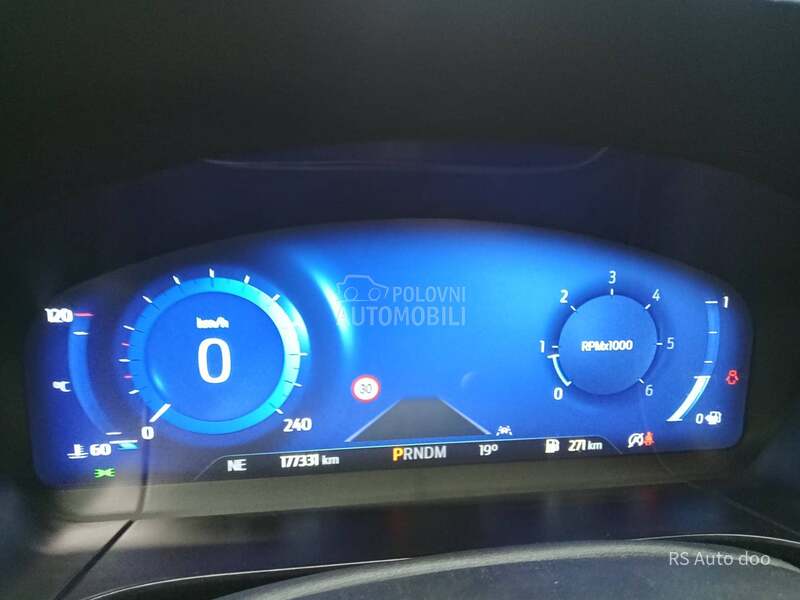 Ford Kuga St line 165E