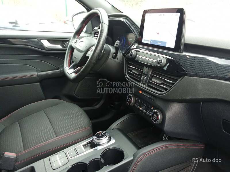 Ford Kuga St line 165E