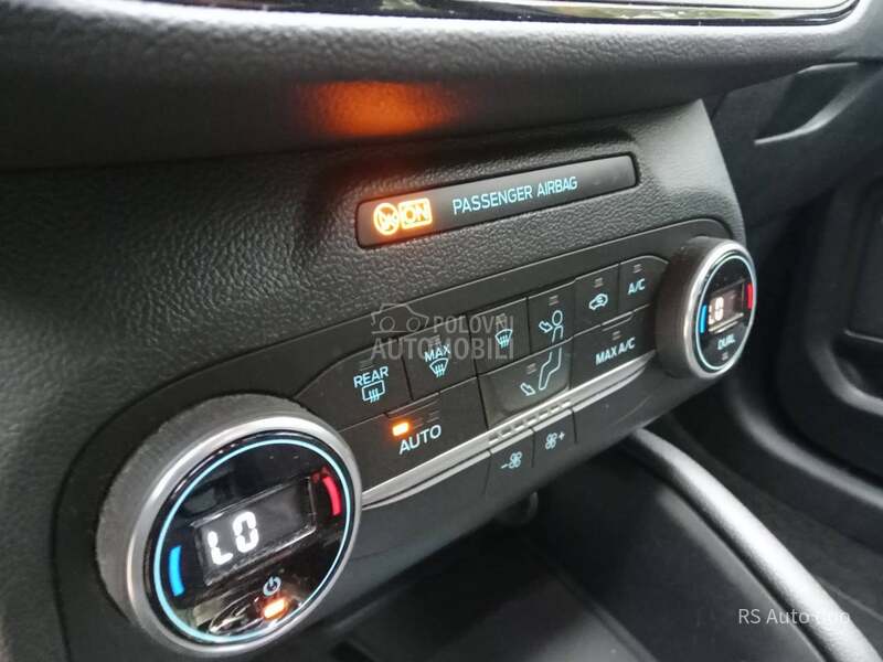 Ford Kuga St line 165E