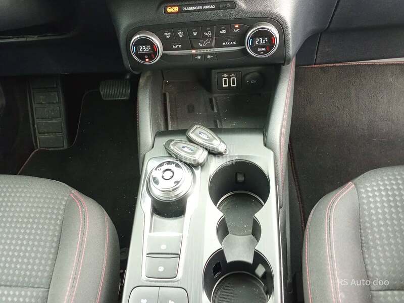 Ford Kuga St line 165E