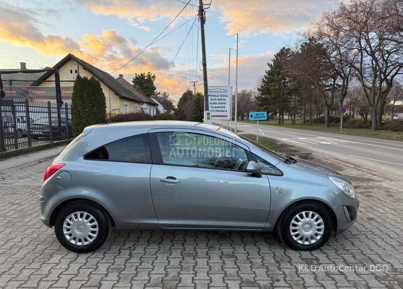 Opel Corsa D 1.4