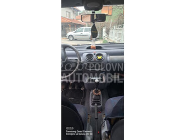 Renault Twingo 1.2