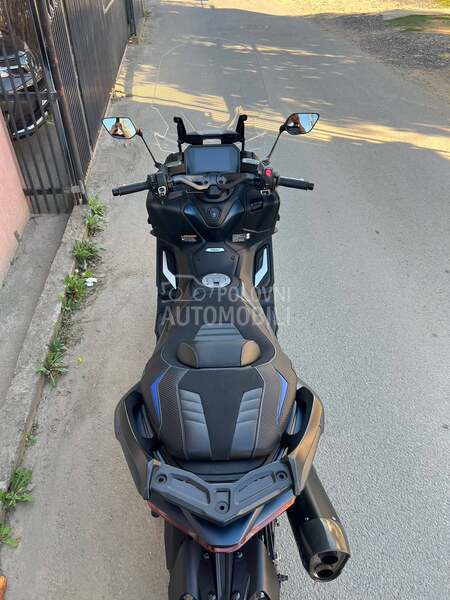 Yamaha T MAX 560 AKRAP PUIG