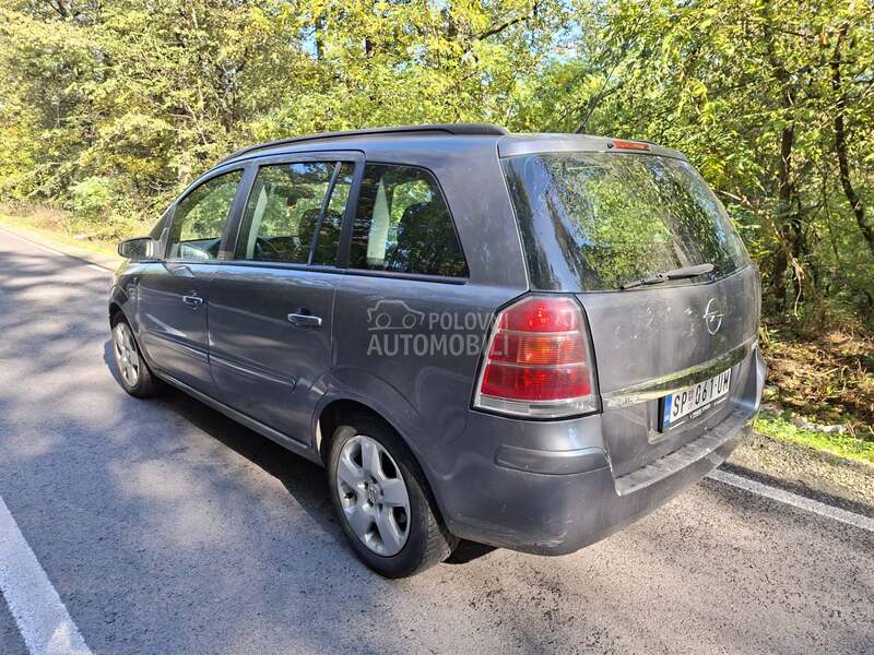 Opel Zafira 