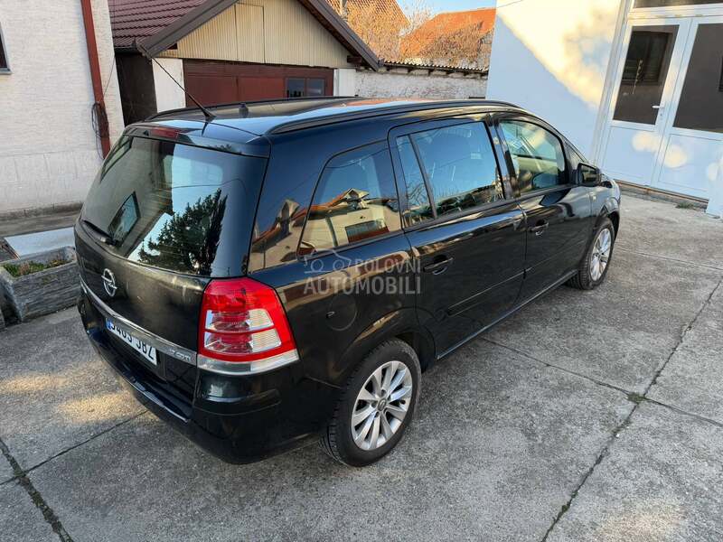 Opel Zafira 