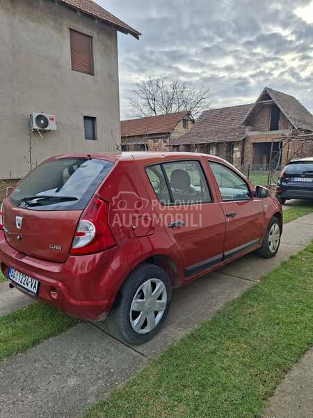 Dacia Sandero 