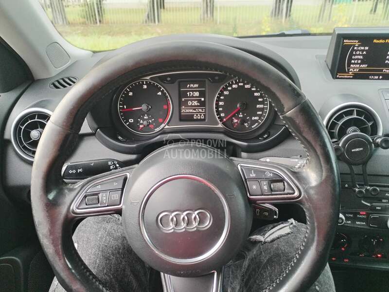 Audi A1 