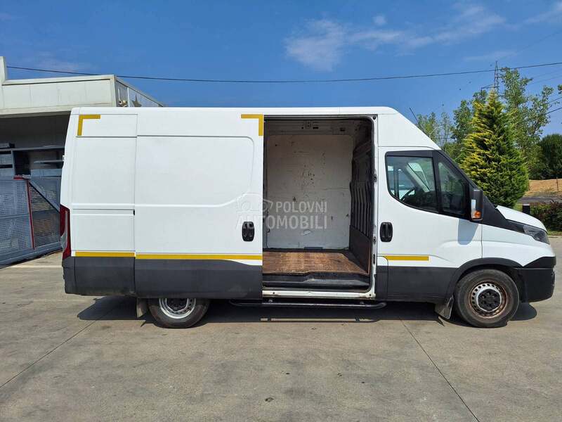 Iveco Daily 35S12V