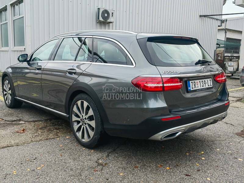 Mercedes Benz E 220 E 220D 4 MATIC