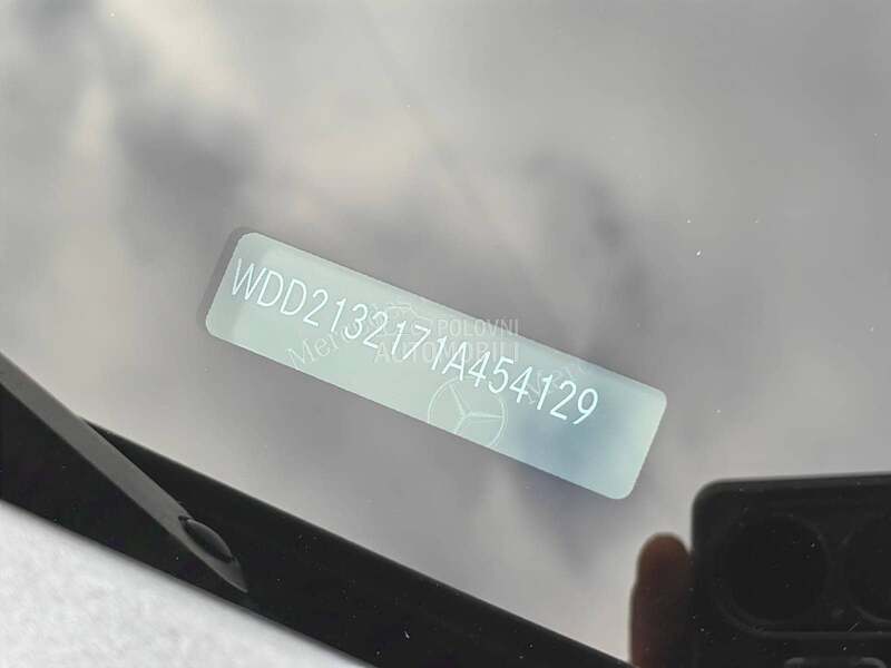 Mercedes Benz E 220 E 220D 4 MATIC