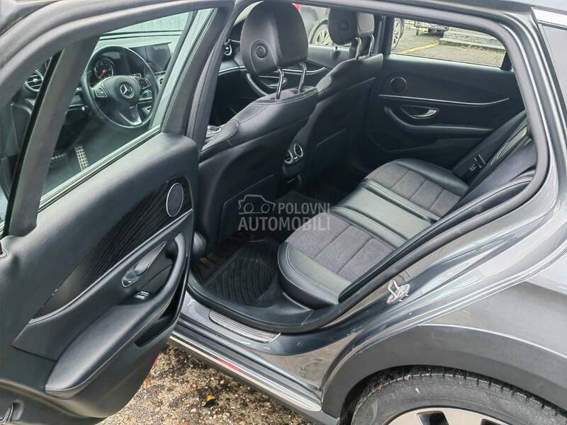 Mercedes Benz E 220 E 220D 4 MATIC