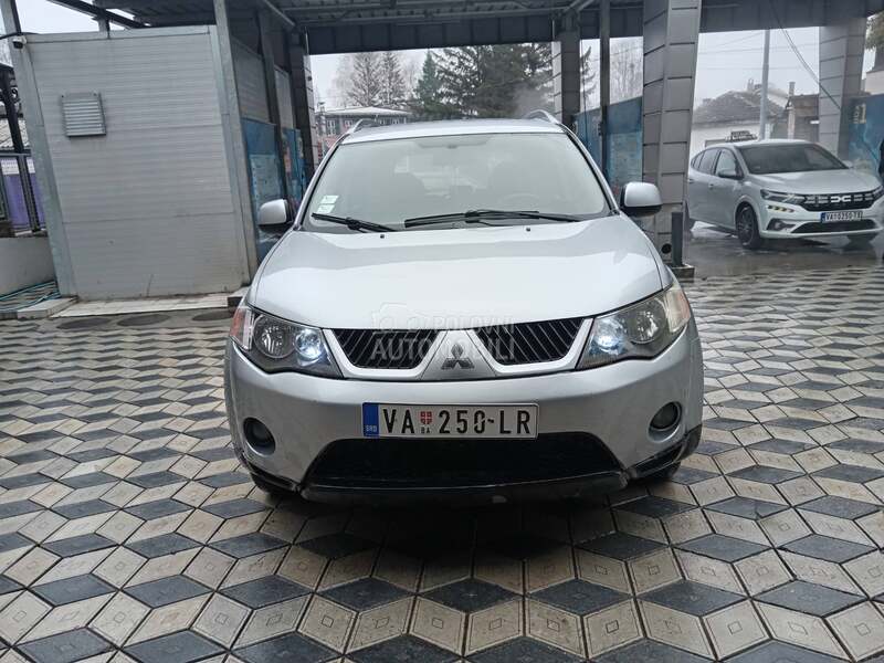 Mitsubishi Outlander 