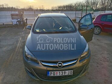 Opel Astra J 