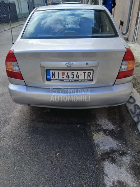 Hyundai Accent 