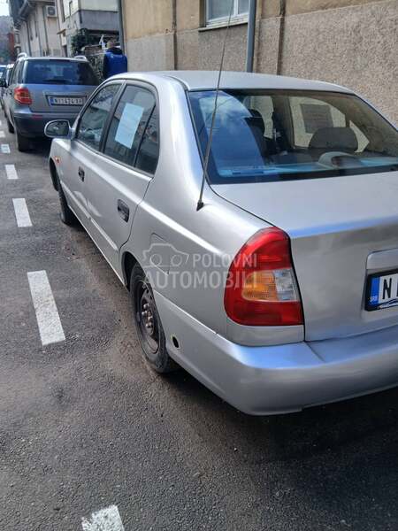 Hyundai Accent 