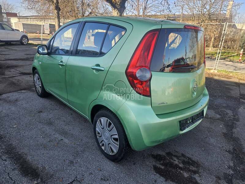 Opel Agila 1.0b ZA TRGOVCE