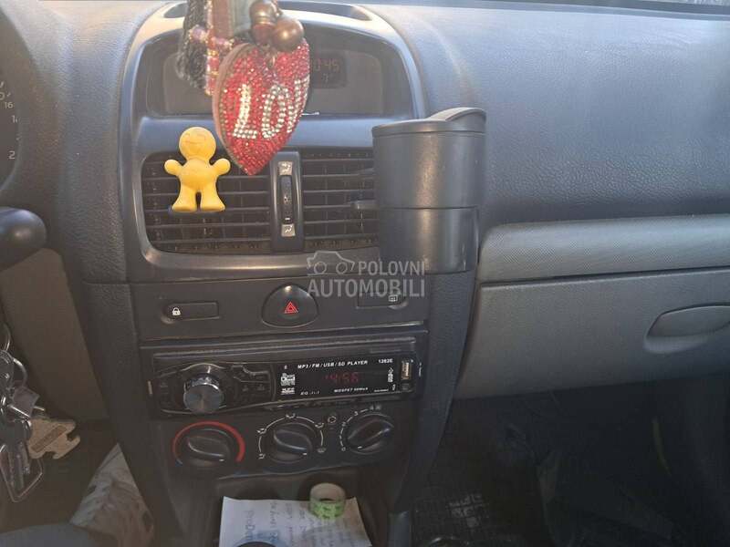 Renault Clio 1,2 16v