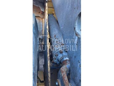 Podizni cilindar za Volvo L180G, L180H