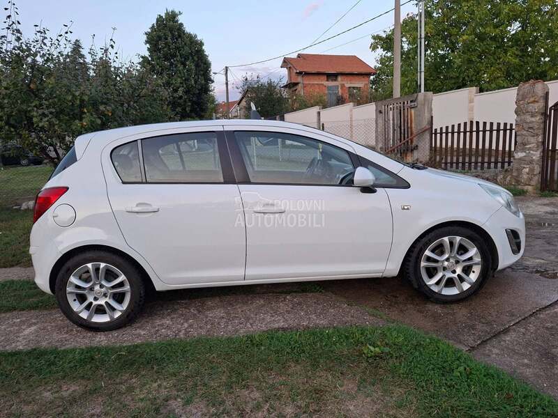 Opel Corsa D 