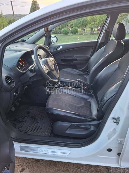 Opel Corsa D 