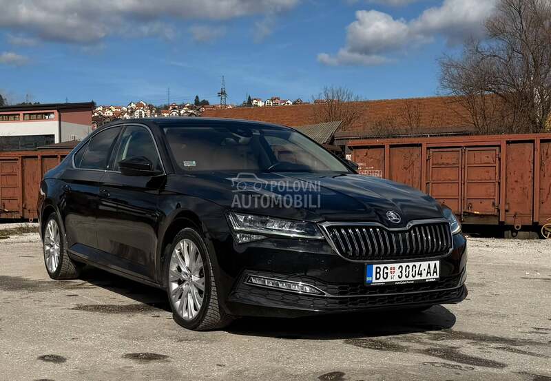 Škoda Superb 