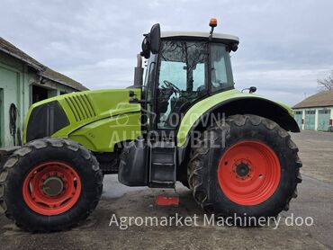 Claas Axion 820