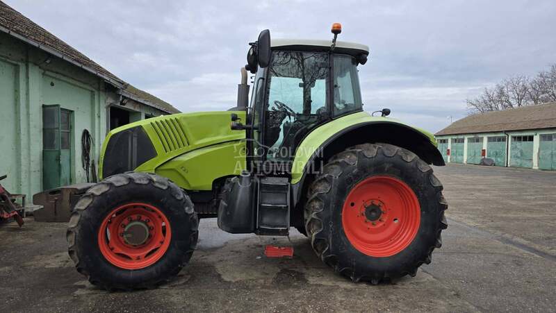 Claas Axion 820